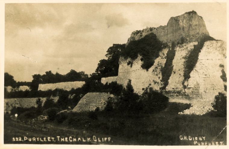 Purfleet The Chalk Cliff Posted 1927 Copyright: D H Digby