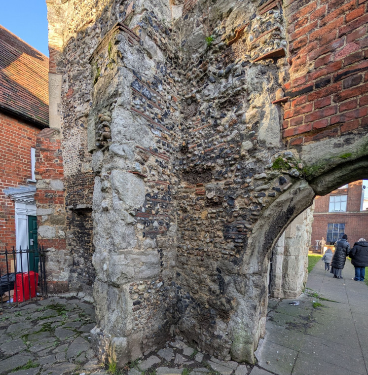 Brentwood St Thomas Chapel Ruin 11 Copyright: William George