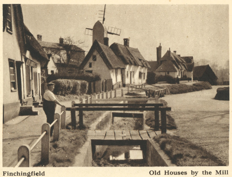 Finchingfield Old Houses by the Mill Arthur Mee 1942 Copyright: Arthur Mee 1942