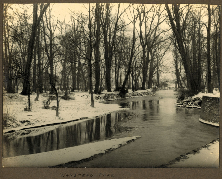 Wanstead Park River Roding 1940s Copyright: Photograph Album