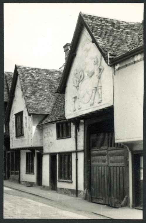 Saffron Walden Sun Inn with pargetting Photograph Album 1955 Copyright: Photograph Album