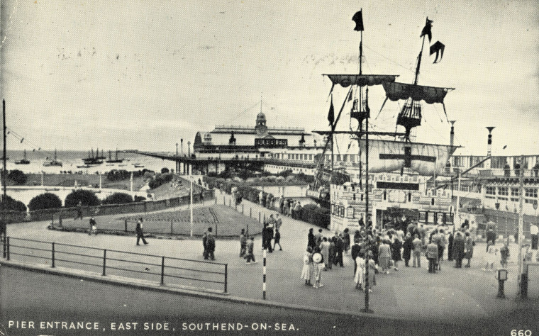 Southend on Sea Pier Entrance East Side Post Card Copyright: William George