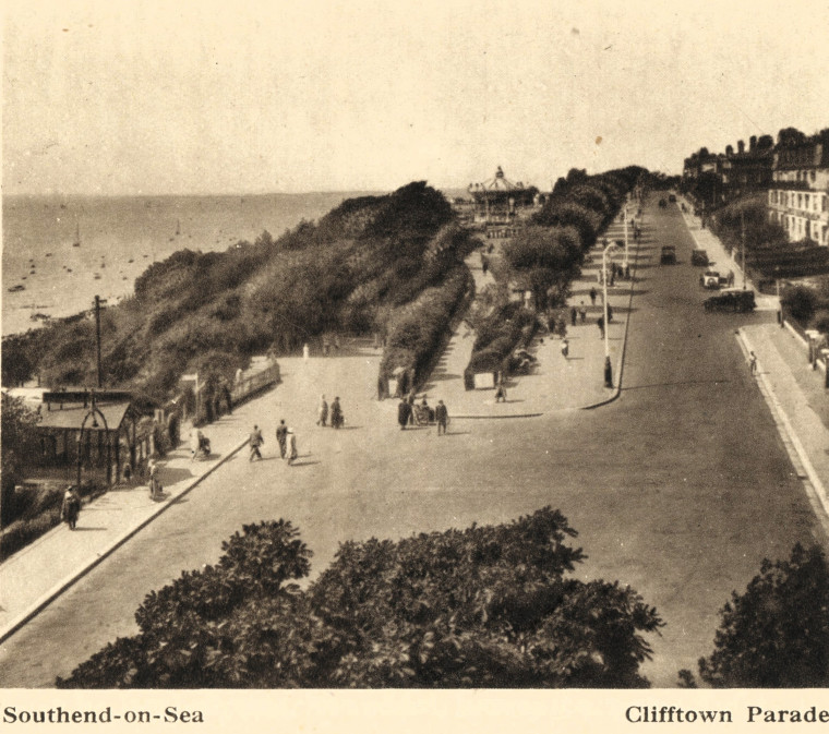 Southend Clifftown Parade Arthur Mee 1942 Copyright: Arthur Mee 1942