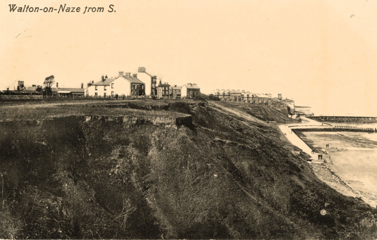 Walton on Naze Post Card of south cliffs dated 2 August 1910 Copyright: William George