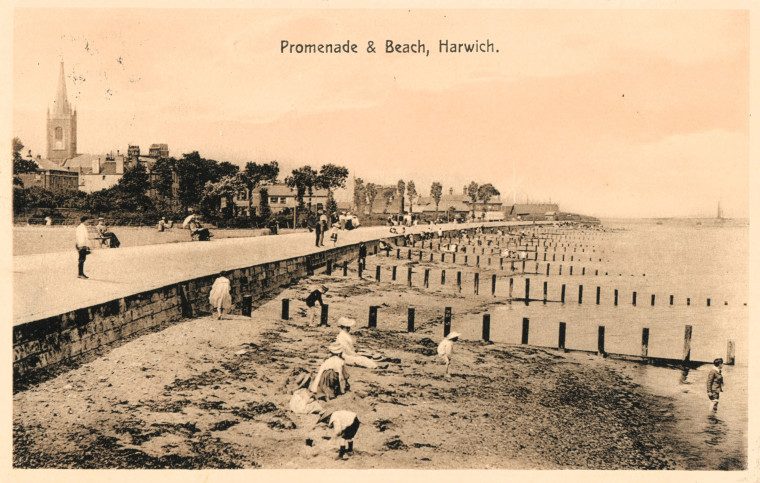 Harwich  Promenade and Beach Post Card Posted 1915 Copyright: Post Card