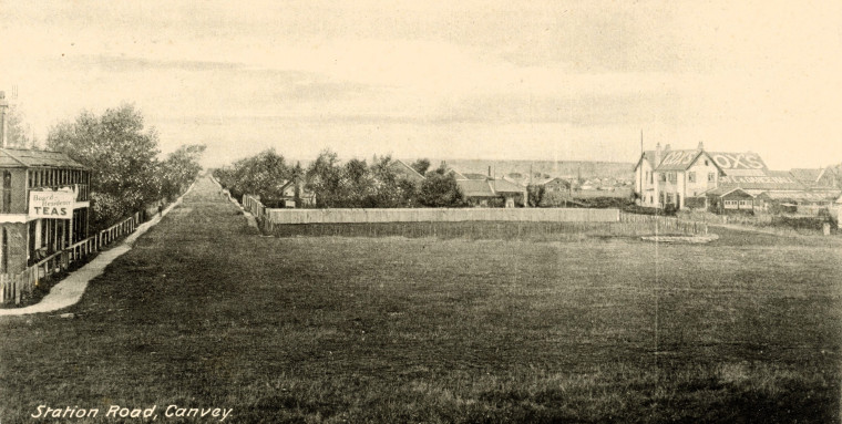 Canvey Station Road Post Card Copyright: Post Card