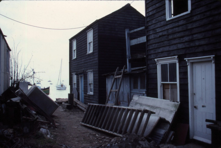 Leigh Cottages June 1983 Copyright: Roger Payne