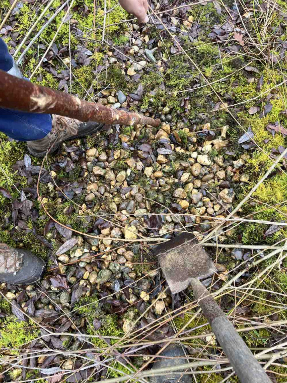 Fingringhoe Wick - glacial gravel next to the old concrete silos Copyright: Gerald Lucy