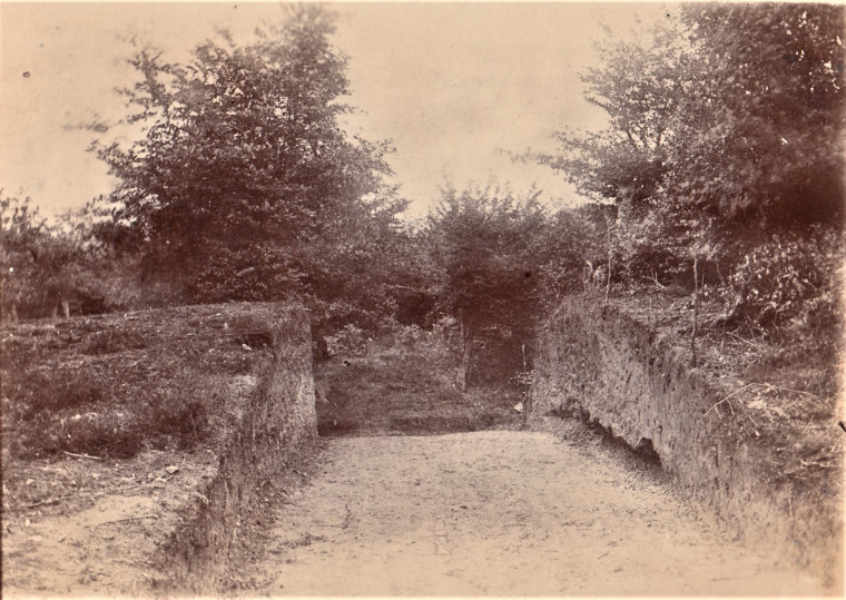 Loughton Camp Excavation 1882 Trench Photograph Copyright: William George