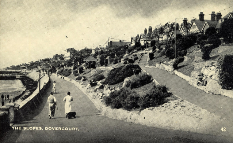 Dovercourt Bay The Slopes Black and White Postcard Copyright: William George